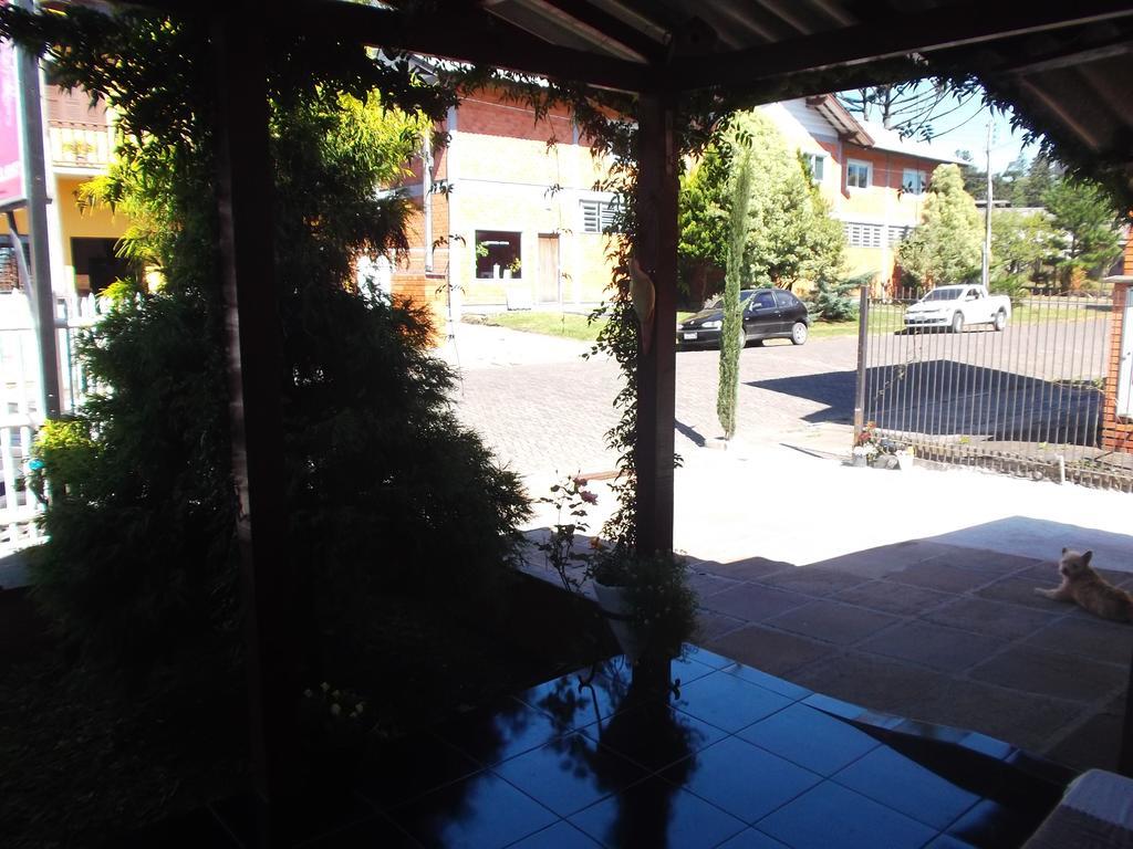 Pousada Hospedagem Rose'S Canela Exterior foto